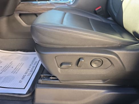 Used 2025 Chevrolet Silverado 2500 LTZ w/ Trail Boss Package image 17