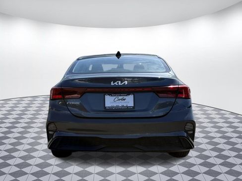Used 2023 Kia Forte LXS w/ LXS Technology Package FWD image 6
