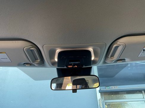 Used 2025 Toyota Corolla LE image 17