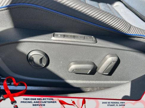 Used 2024 Volkswagen Golf R image 13