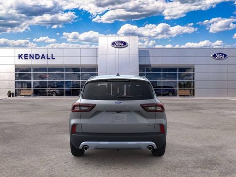 Used 2025 Ford Escape SE FWD image 5
