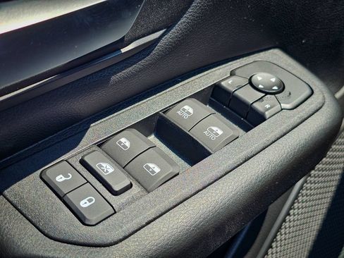 New 2026 RAM 1500 Express AWD/4WD image 12