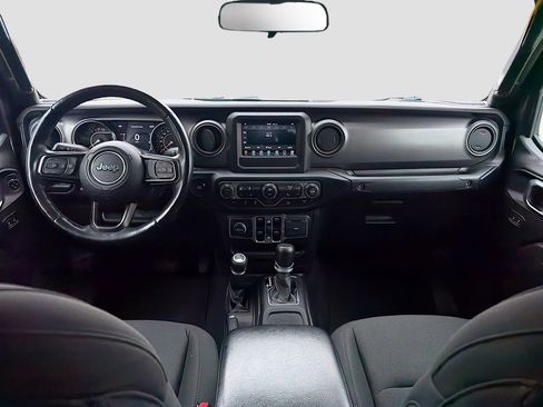 Used 2022 Jeep Gladiator Sport image 17