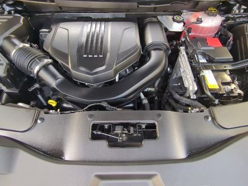 Certified 2025 Chevrolet Traverse LT image 30