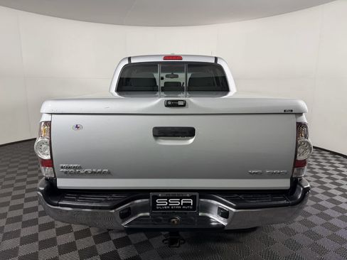 Used 2010 Toyota Tacoma PreRunner RWD image 5