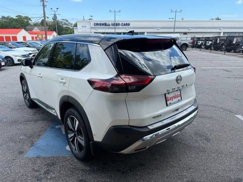 Used 2022 Nissan Rogue Platinum w/ Head-Up Display Package AWD/4WD image 15