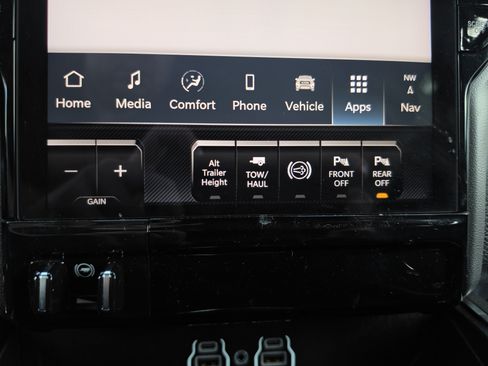 Used 2026 RAM 3500 Laramie AWD/4WD image 30