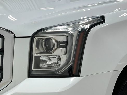 Used 2019 GMC Yukon SLT AWD/4WD image 36