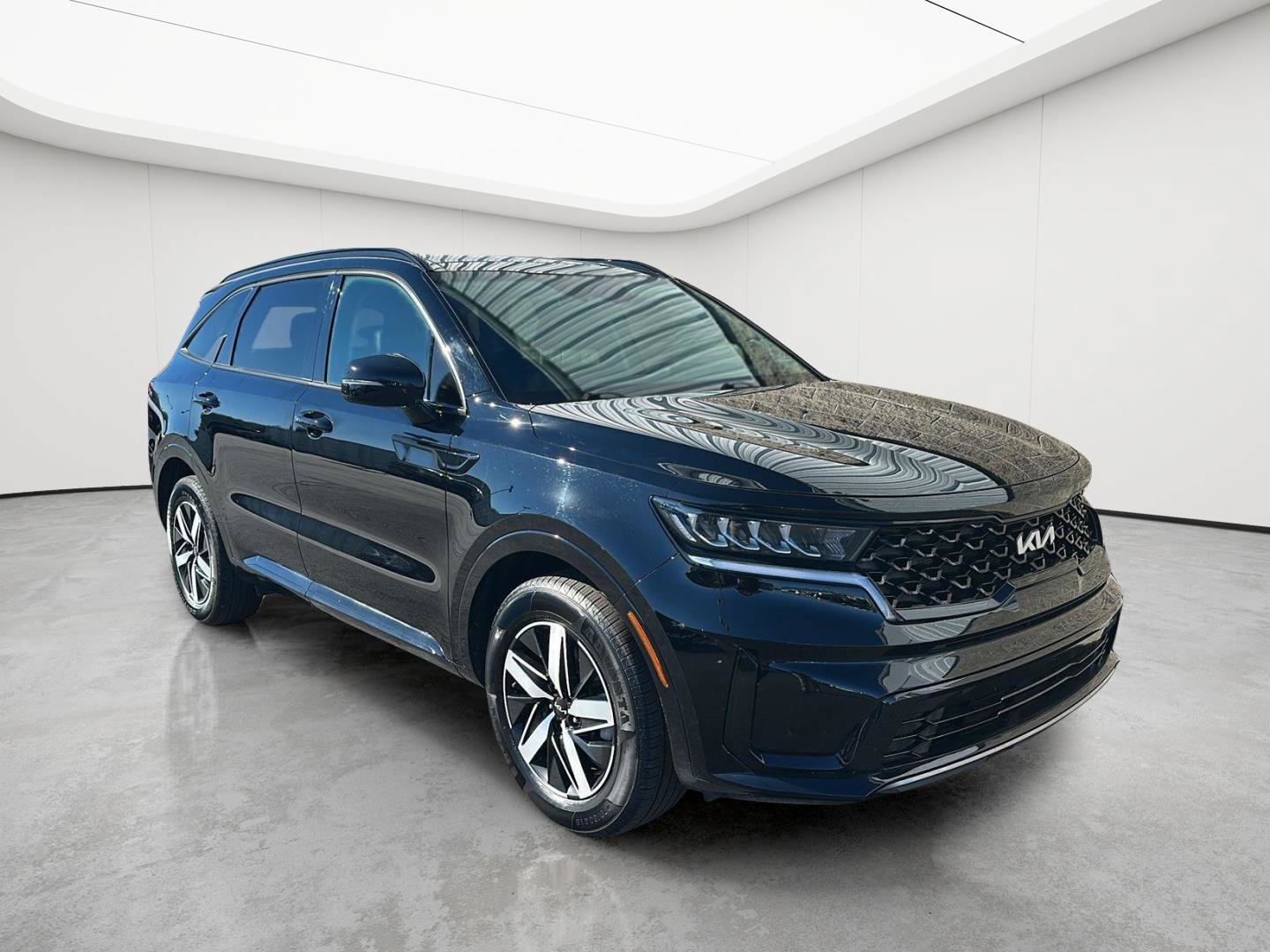 Used 2023 Kia Sorento S w/ Panoramic Sunroof Package FWD image 2