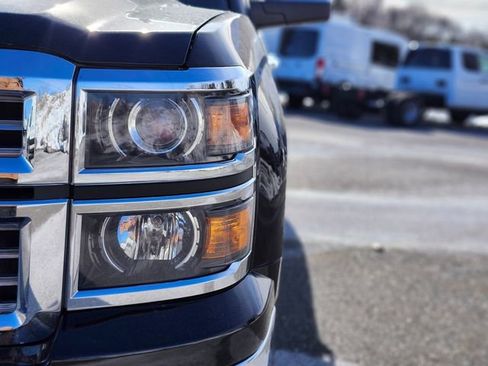 Used 2015 Chevrolet Silverado 1500 LTZ w/ LTZ Plus Package image 10