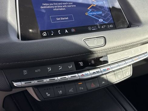 Used 2022 Cadillac XT4 Premium Luxury w/ Enhanced Visibility Package image 18