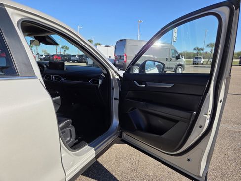 Used 2025 MAZDA CX-5 AWD 2.5 S w/ Select Package image 17