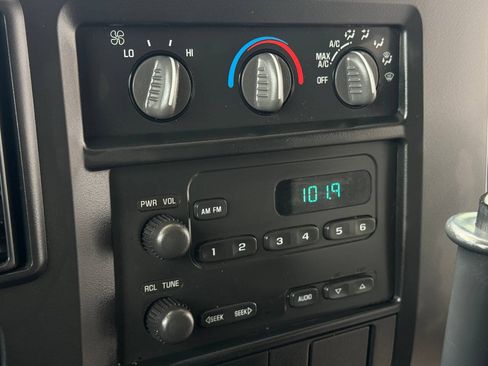 Used 2004 Chevrolet Express 3500 w/ School Bus Package RWD image 56