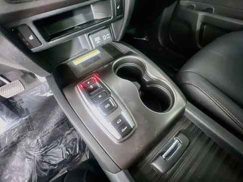 Used 2023 Honda Passport EX-L image 25
