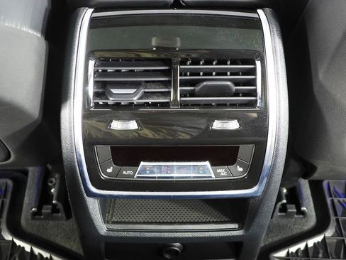 Certified 2023 BMW X5 sDrive40i w/ Climate Comfort Package image 23