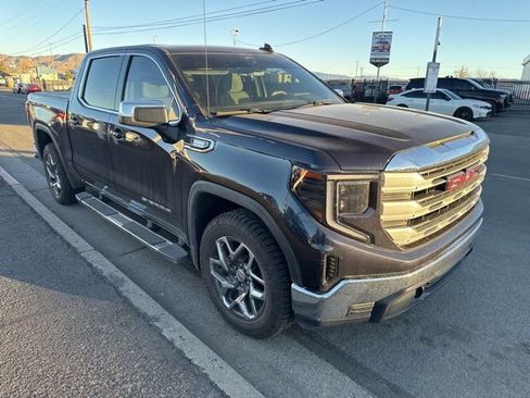 Used 2023 GMC Sierra 1500 SLE image 4