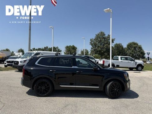 Used 2022 Kia Telluride SX w/ SX Prestige Package AWD/4WD image 9
