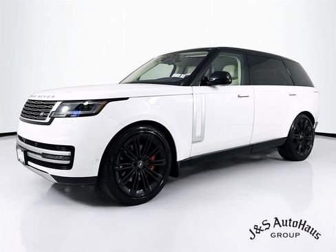Used 2023 Land Rover Range Rover Long Wheelbase Autobiography image 3