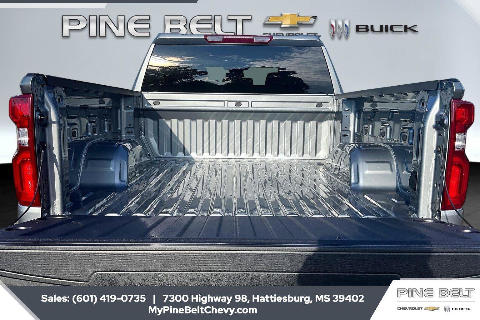 New 2026 Chevrolet Silverado 1500 RST w/ Z71 Off-Road Package AWD/4WD image 5