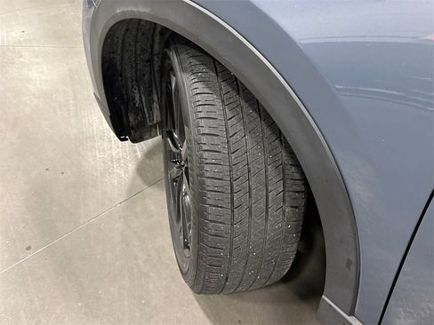 Certified 2023 MAZDA CX-9 Carbon Edition image 19