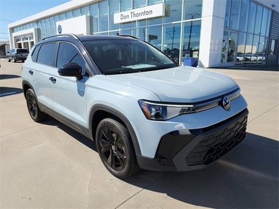 New 2025 Volkswagen Tiguan SE