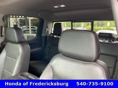 Used 2021 GMC Sierra 1500 SLT w/ SLT Premium Plus Package AWD/4WD image 29