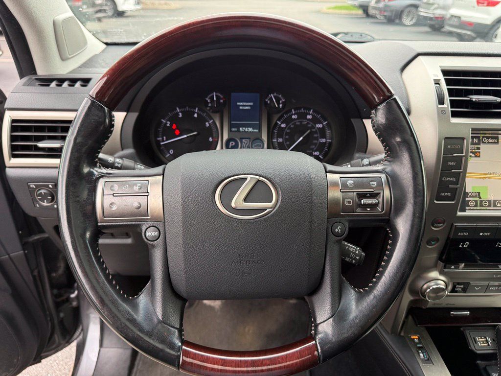 Used 2018 Lexus GX 460 Premium AWD/4WD image 7