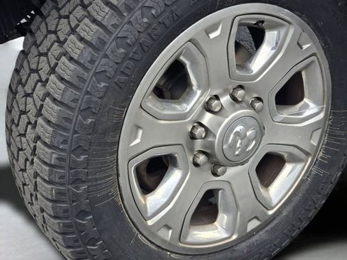 Used 2018 RAM 2500 Laramie w/ Convenience Group AWD/4WD image 29