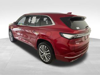 Used 2025 Buick Enclave Avenir w/ Super Cruise Package AWD/4WD video 3