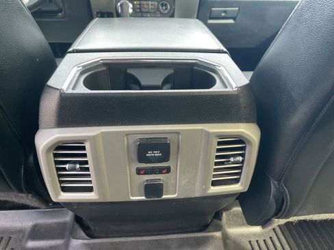 Used 2015 Ford F150 Lariat w/ Equipment Group 502A Luxury image 19