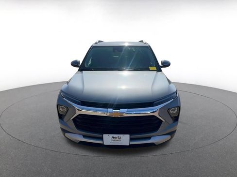 Used 2025 Chevrolet TrailBlazer LT image 4