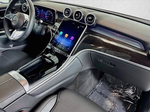 Used 2026 Mercedes-Benz GLC 300 4MATIC image 28