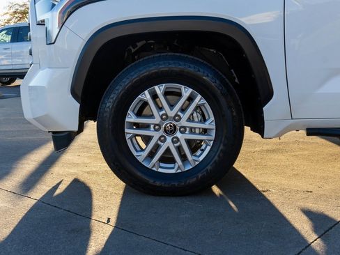 Used 2022 Toyota Tundra SR5 image 25