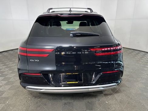 Used 2024 Genesis Electrified GV70 Advanced image 4