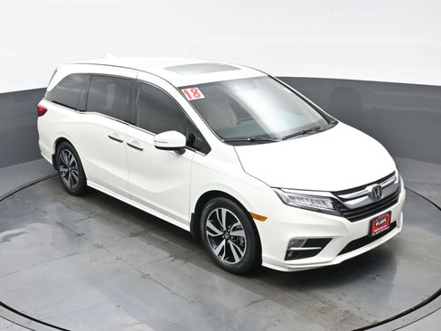 Used 2018 Honda Odyssey Elite image 36