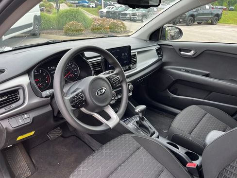 Used 2021 Kia Rio S w/ Option Group 015 FWD image 6