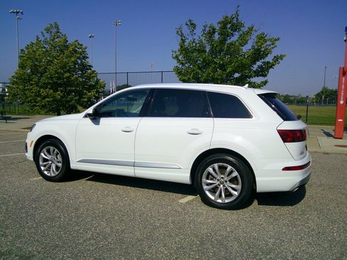 Used 2018 Audi Q7 3.0T Premium Plus w/ Premium Plus Package AWD/4WD image 31