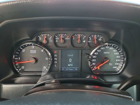 Used 2018 Chevrolet Silverado 1500 Custom w/ Custom Value Package RWD image 27