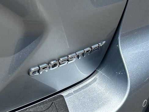 New 2025 Subaru Crosstrek 2.5i Limited w/ Crosstrek Mirror Package image 13