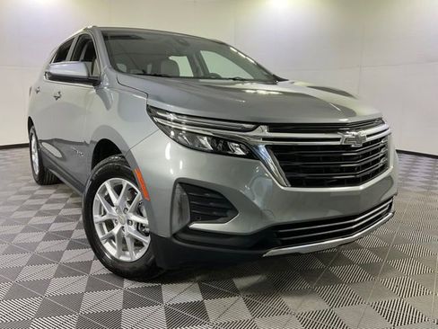 Used 2024 Chevrolet Equinox LT image 48