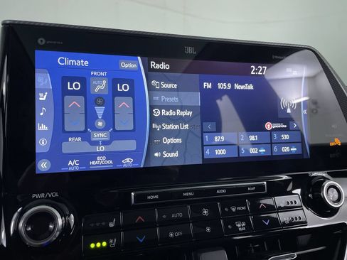 Used 2021 Toyota Highlander Platinum AWD/4WD image 14