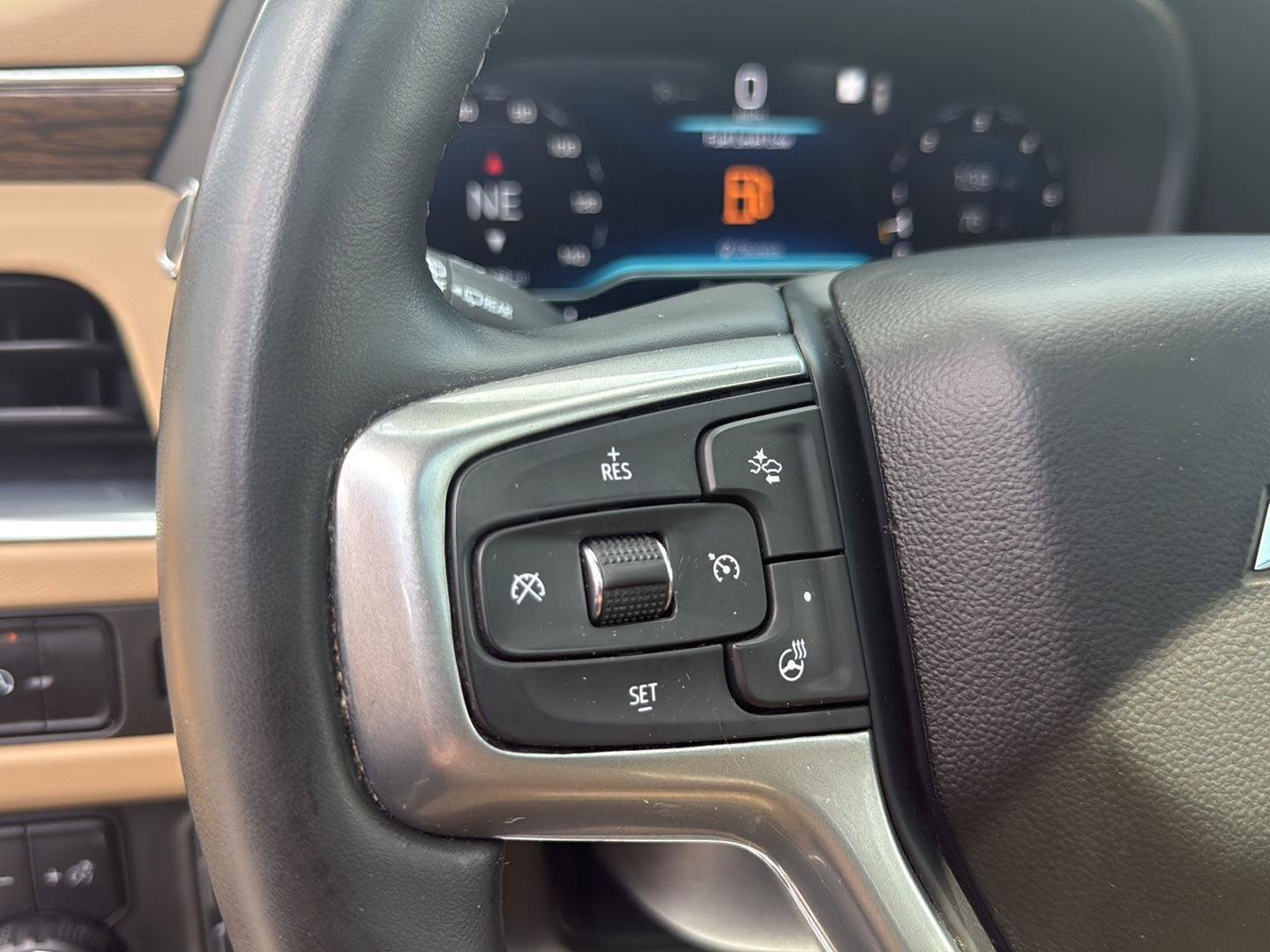 Used 2023 Chevrolet Tahoe Premier w/ Max Trailering Package AWD/4WD image 15