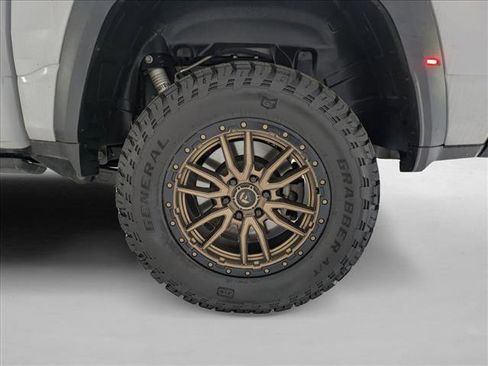 Used 2022 RAM 1500 TRX w/ TRX Level 1 Equipment Group AWD/4WD image 22