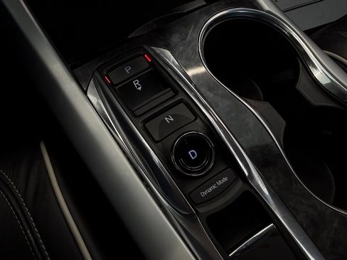 Used 2018 Acura TLX V6 SH-AWD w/ Technology Pkg image 16