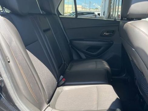 Used 2019 Chevrolet Trax LT w/ LT Convenience Package FWD image 15