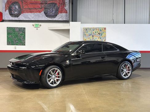 Used 2025 Dodge Charger Daytona Scat Pack w/ Track Pack AWD/4WD image 54