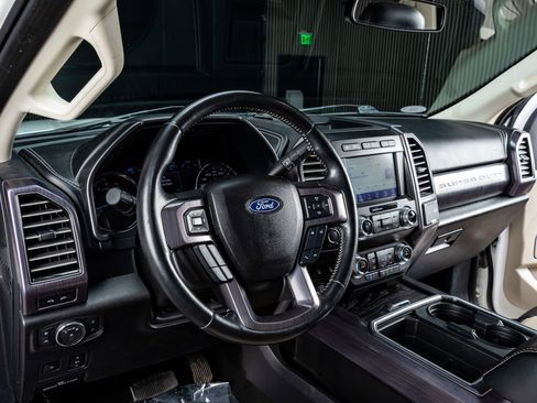 Used 2021 Ford F250 Limited w/ FX4 Off-Road Package image 16