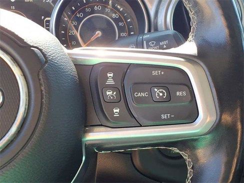 Used 2020 Jeep Gladiator Overland image 18