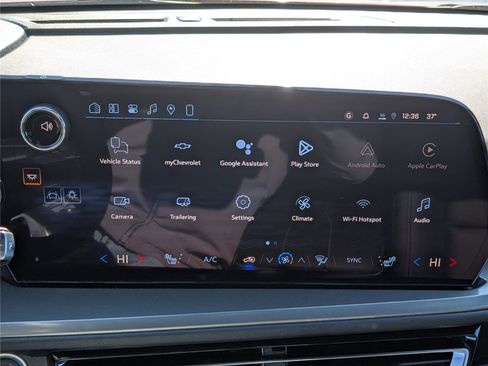 New 2026 Chevrolet Traverse LT w/ Driver Confidence Package image 23