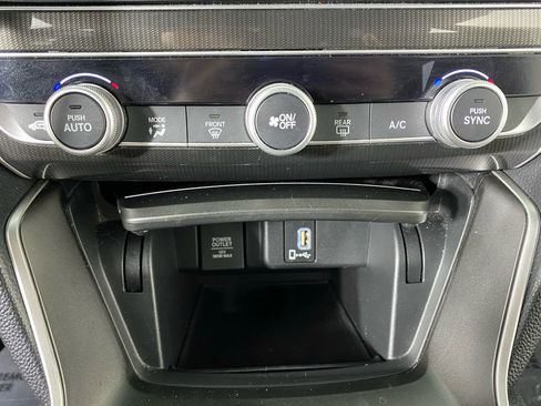 Used 2019 Honda Accord Sport image 8